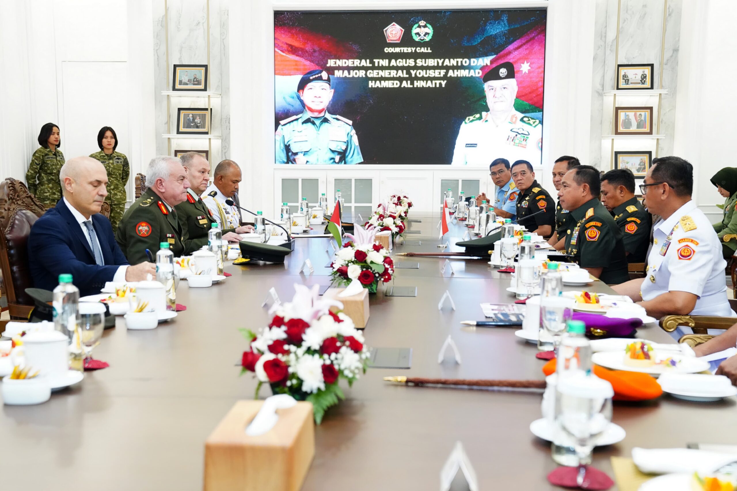 Kerja Sama Militer RI–Yordania Menguat, Panglima TNI Terima Kunjungan Kehormatan Mayor Jenderal Al Hnaity