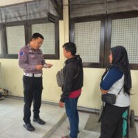 Program Humanis Satlantas Buat Warga Terharu