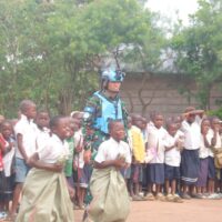 Memperingati Hari Anak Sedunia, Kontingen Garuda INDORDB XXXIX-G MONUSCO Berbagi Perlengkapan Sekolah