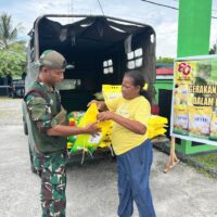 Dukung Program Gerakan Pangan Murah, Kodim 1710/Mimika Jual Beras SPHP di Timika