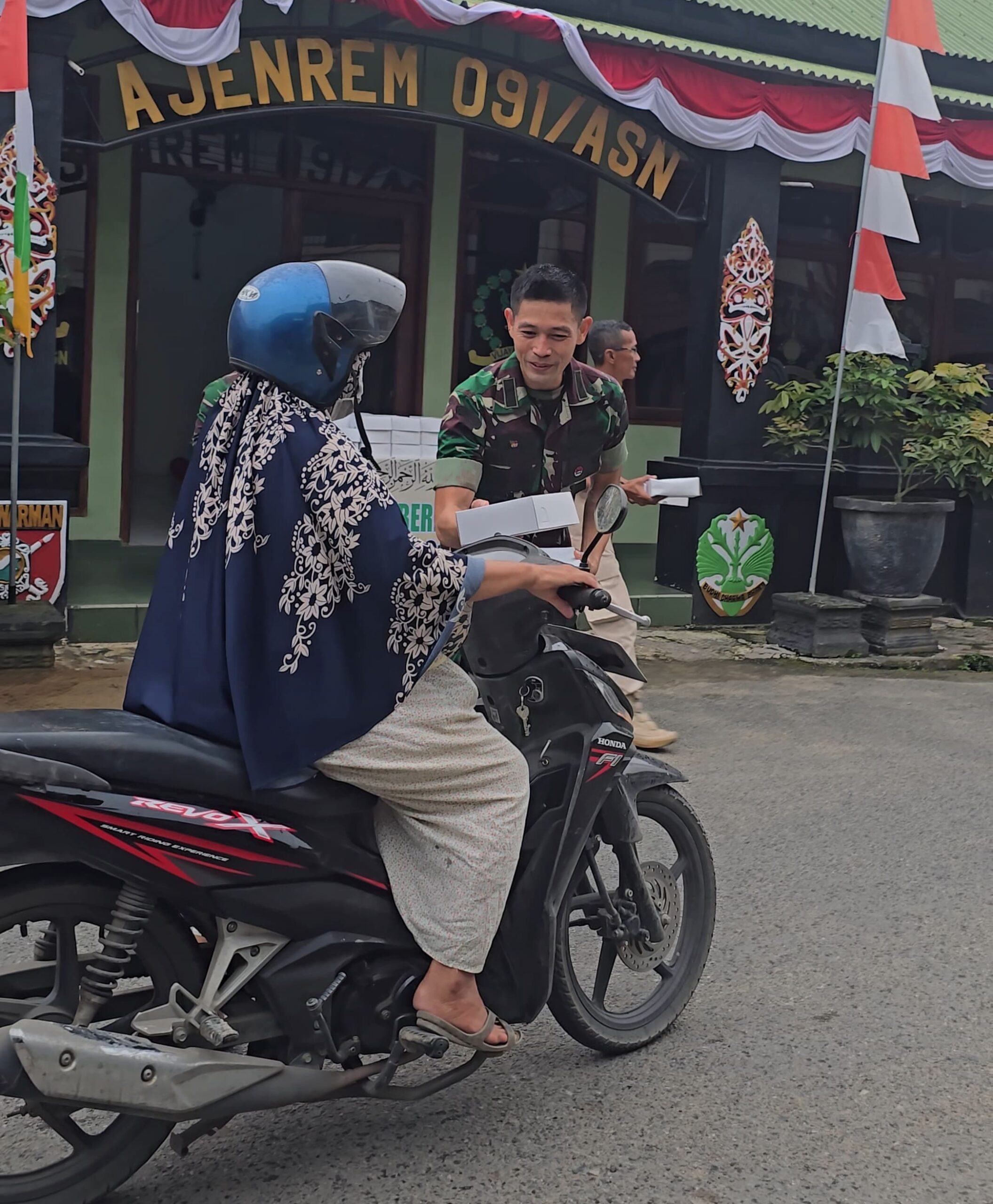 Pererat Silaturahmi, Ajenrem 091/ASN Laksanakan Kegiatan Jum'at Berkah