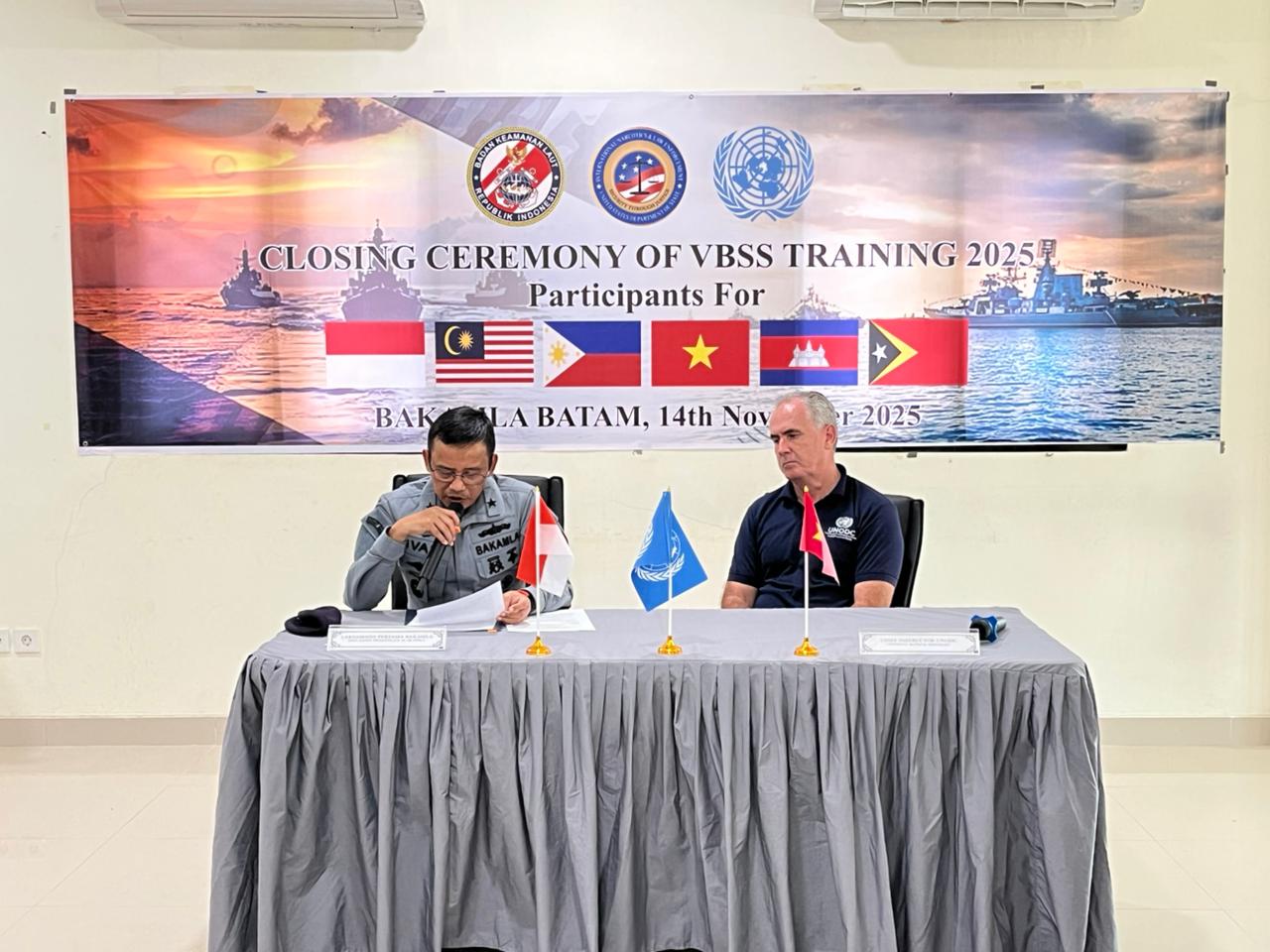 Pelatihan VBSS Tahap VII Bakamla RI–UNODC Resmi Ditutup