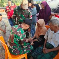 TNI Dirikan Pos Kesehatan Terpadu untuk Korban Banjir Aceh