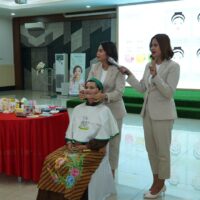 Gubernur Akademi Militer Hadiri Acara Profesional Make Up Taruni Akmil