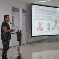 Gubernur Akmil Berikan Pengarahan kepada Kowad Subkoor Akmil pada Pertemuan Rutin Triwulan IV