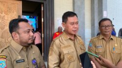 Pemkot Sorong Salurkan Honorarium RT/RW, Perkuat Garda Terdepan Pelayanan Masyarakat