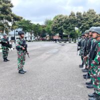 Cek Kesiapan Tempur, Komandan Batalyon Infanteri 2 Marinir Pimpin Apel Organik
