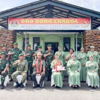 Sambutan Tarian Adat Warnai Kedatangan Dandim 1710/Mimika