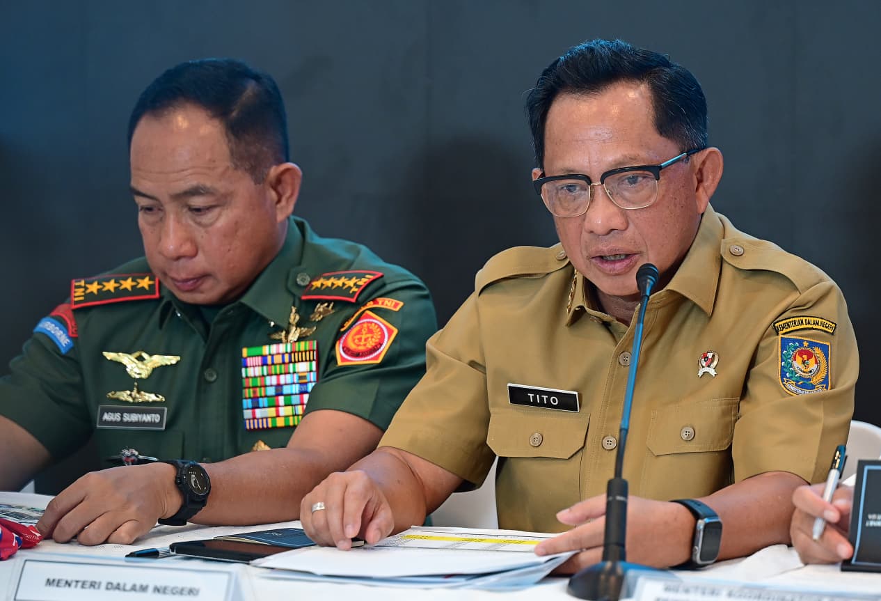 Panglima TNI Prioritaskan Hunian, Jembatan, dan Layanan Publik pada Rekonstruksi Pascabencana Panglima TNI Prioritaskan Hunian, Jembatan, dan Layanan Publik pada Rekonstruksi Pascabencana
