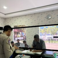 Polisi Turun ke Pasar, Ketakutan Warga Runtuh Satu Per Satu