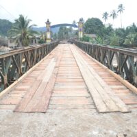 Yonzipur I/DD Rampungkan Pemasangan Jembatan Bailey di Anggoli