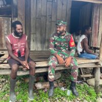 Pos-Ramil 1714-07/Fawi Babinsa Giat Komsos Membanggun Keharmonisan Keakraban Dengan Warga Binaan