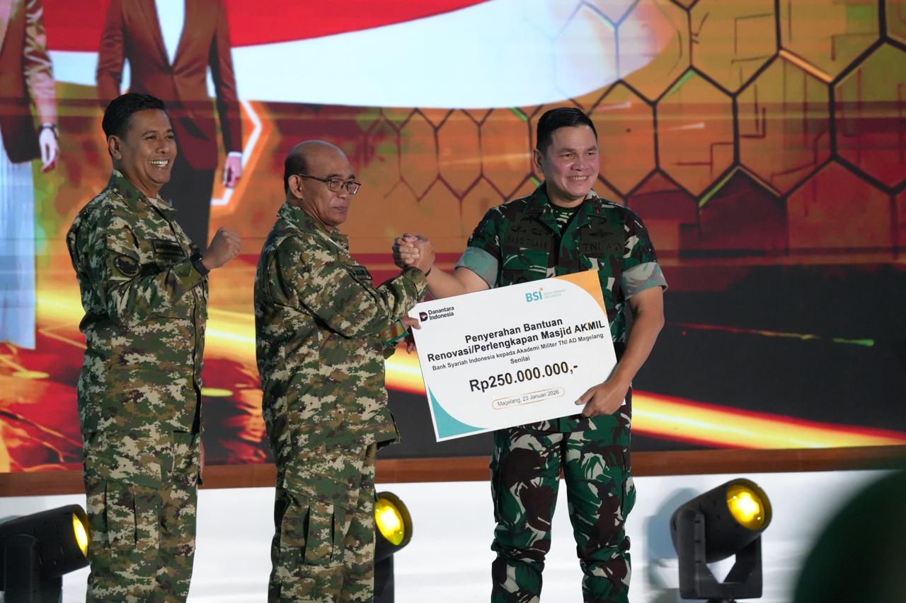 Gubernur Akmil Berikan Pembekalan Wawasan Kebangsaan kepada Peserta Rakernas BSI TA 2026 Gubernur Akmil Berikan Pembekalan Wawasan Kebangsaan kepada Peserta Rakernas BSI TA 2026