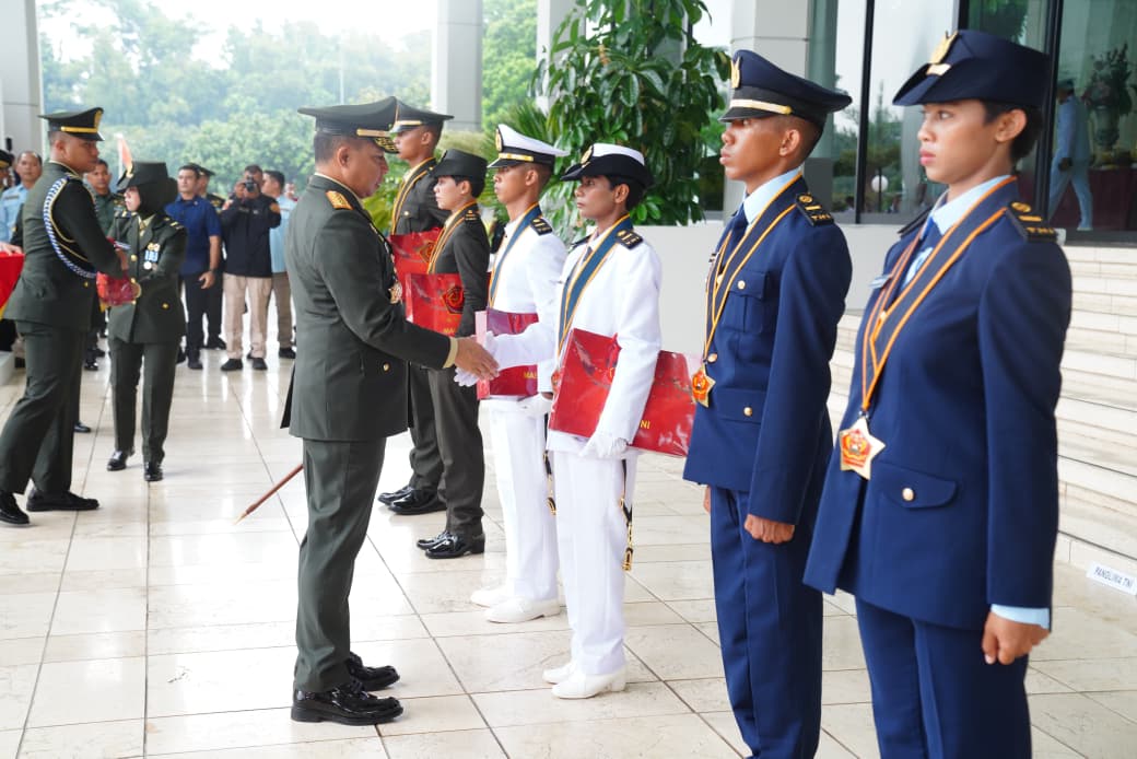 Panglima TNI Lantik 260 Perwira Prajurit Karier Progsus TA 2026
