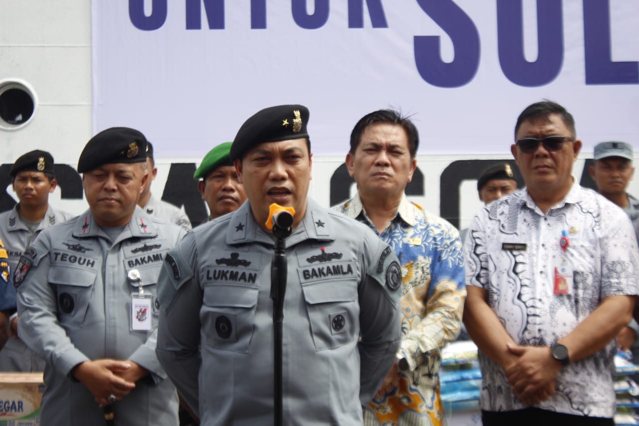 Bakamla RI Lepas KN. Singa Laut-402 untuk Misi Kemanusiaan ke Siau