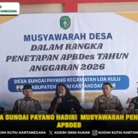 Babinsa Sungai Payang Hadiri  Musyawarah Penetapan APBDes