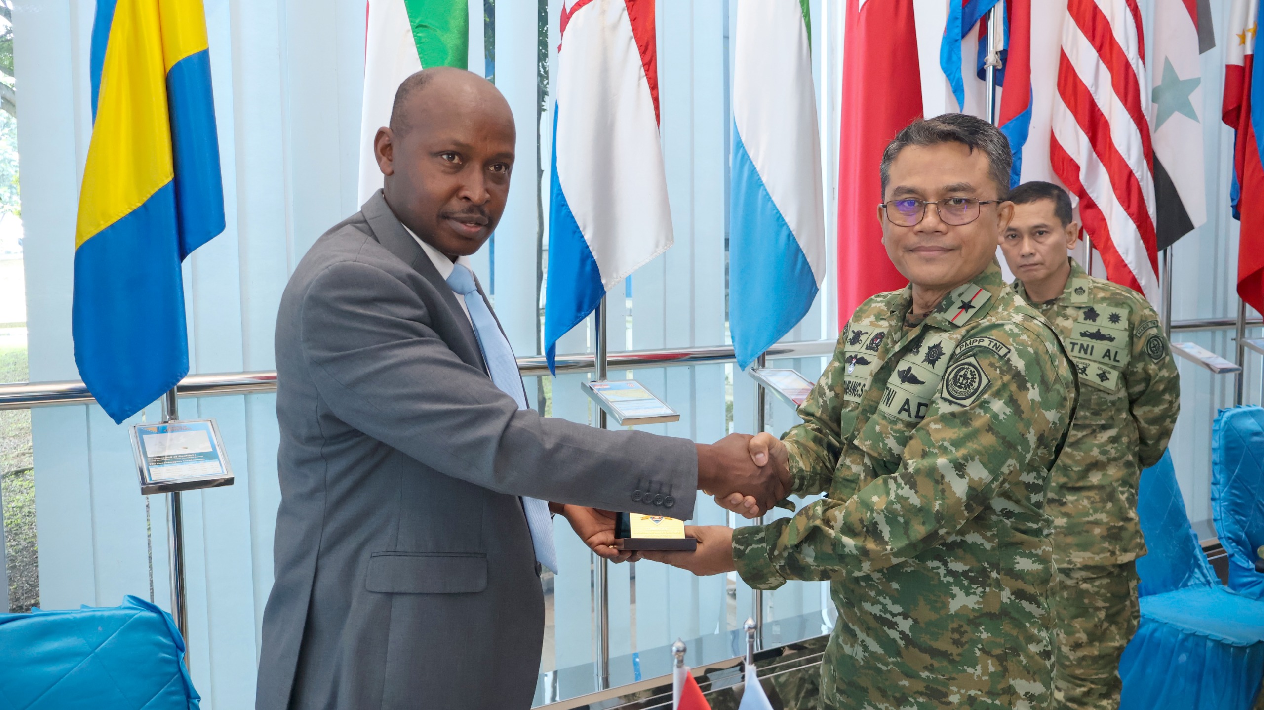 PMPP TNI Gelar Demonstrasi EHAT-IED Di Hadapan Delegasi UNMAS