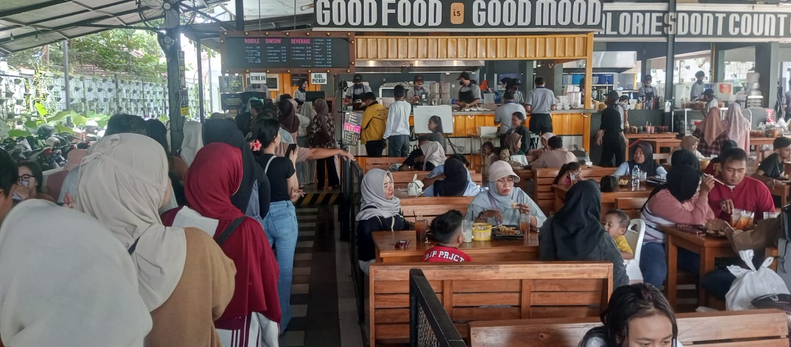 PolemiK Antrean Mie Gacoan Kota Probolinggo, LPKN Siapkan Langkah Hukum Lewat Somasi