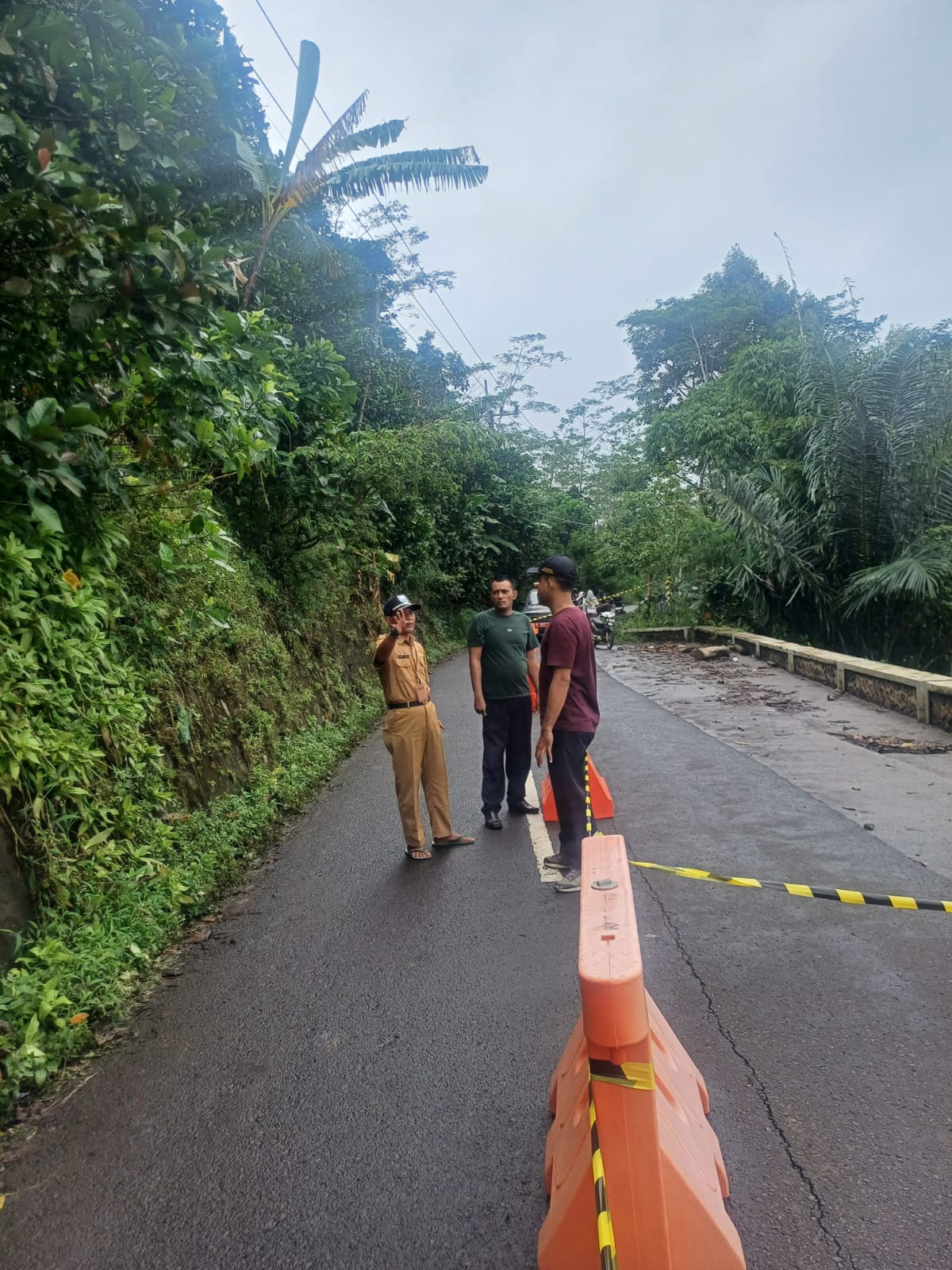 Dishub Probolinggo Imbau Gunakan Jalur Alternatif Pesawahan, Jalur Segaran Masih Ditutup