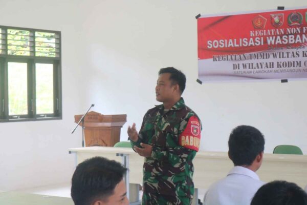 Tanamkan Semangat Cinta Tanah Air, Satgas TMMD Gelar Sosialisasi Wasbang dan Bela Negara di SMK Negeri 1 Linggang Bigung Tanamkan Semangat Cinta Tanah Air, Satgas TMMD Gelar Sosialisasi Wasbang dan Bela Negara di SMK Negeri 1 Linggang Bigung
