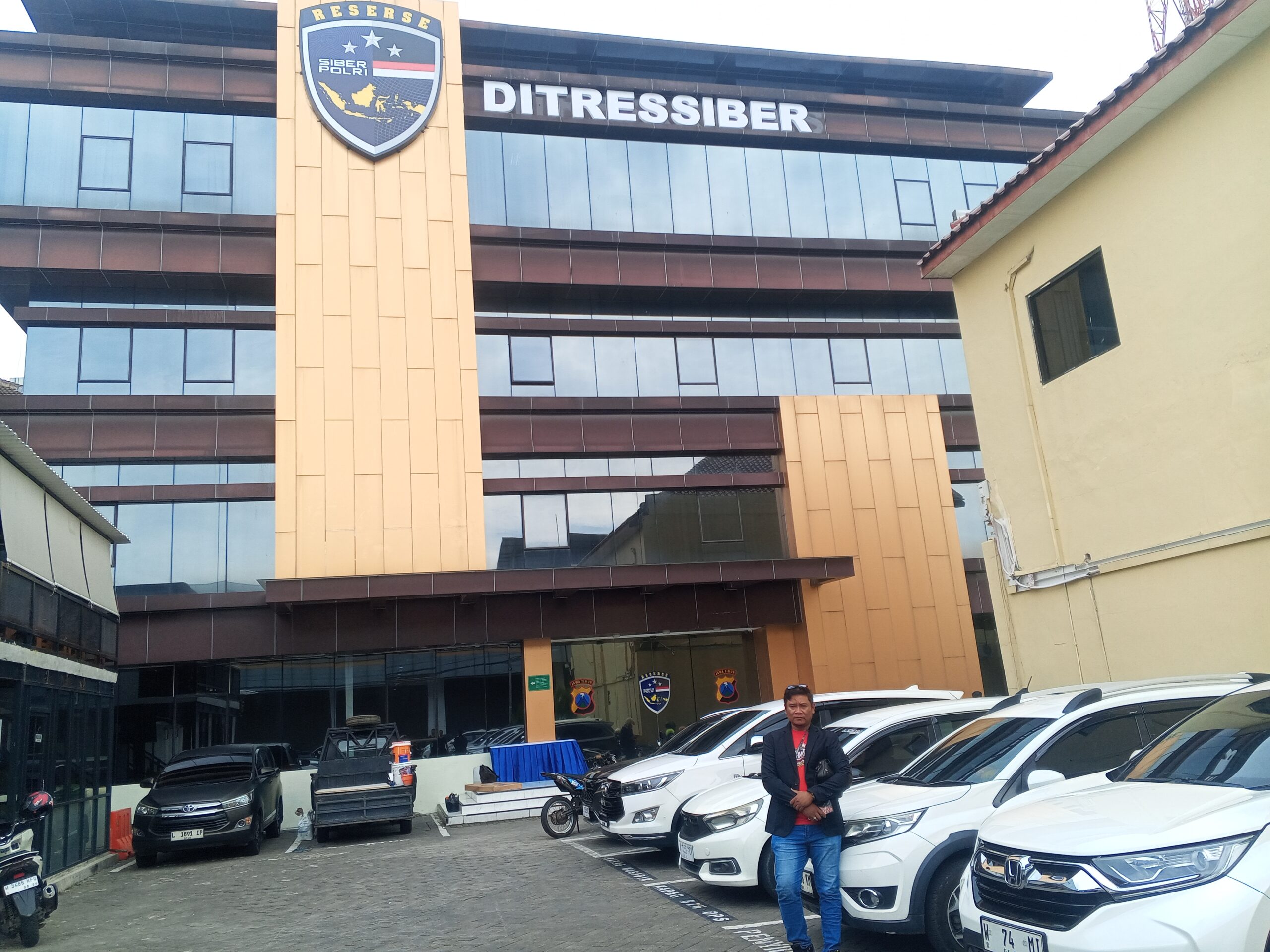 Datang Jauh ke Polda Jatim Tanpa Kepastian, Kuasa Hukum Kritik Penanganan Kasus Siber