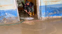 TNI AD Terjun Langsung Pulihkan Sekolah Terdampak Bencana di Aceh Tengah