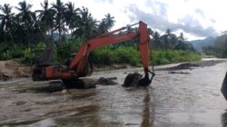 TNI AD Percepat Pembangunan Jembatan Gantung di Lima Puluh Kota, Akses Warga Segera Pulih