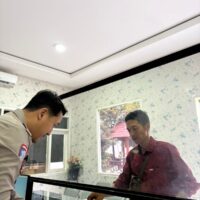 Pendekatan Humanis Polisi Tuban Lewat Program Polantas Menyapa