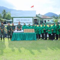Berbagi Berkah Ramadhan, Prajurit Kodim 1505/Tidore dan Persit Sapa Warga Lewat Pembagian Takjil