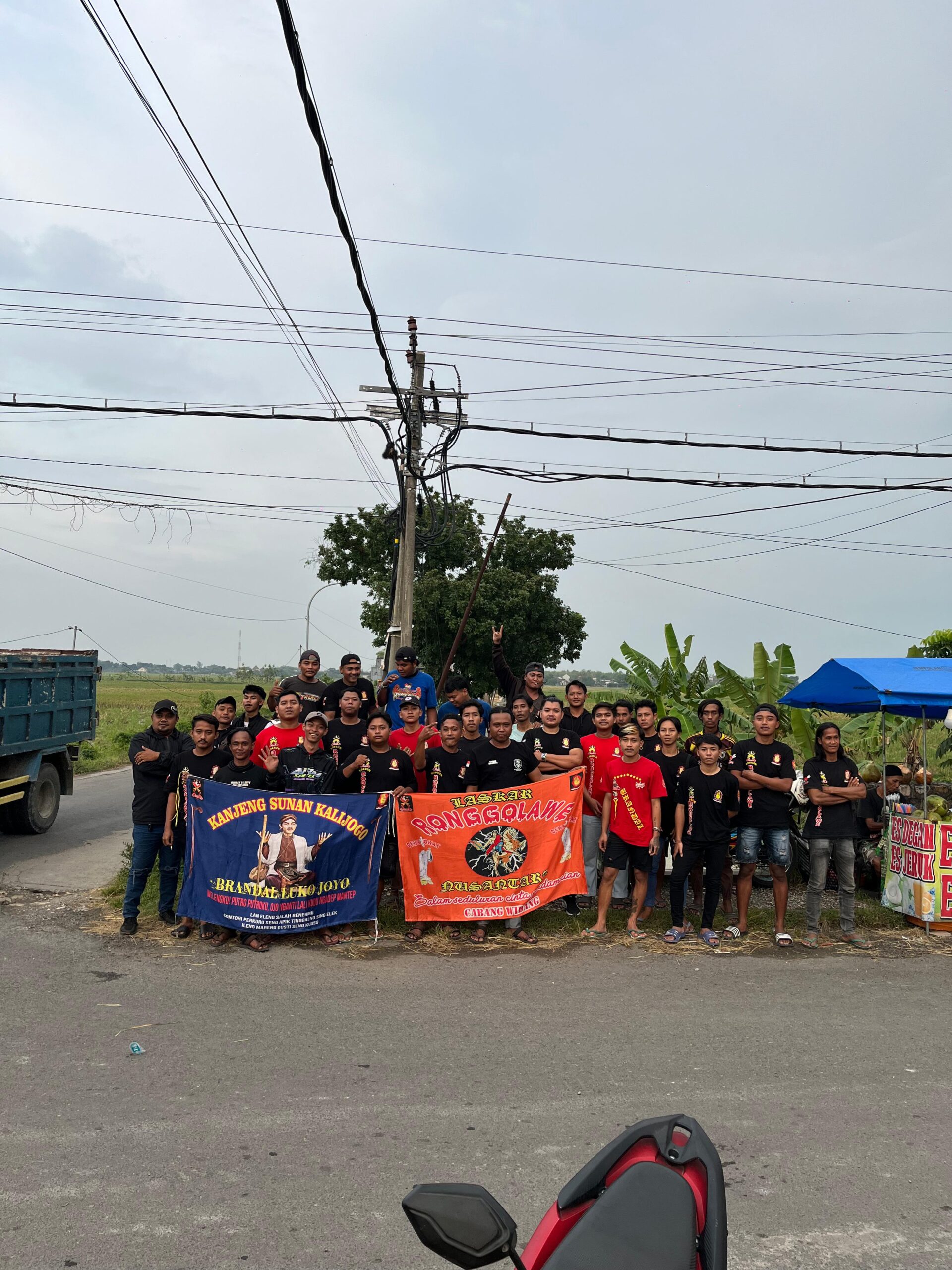 Tim Devisi Pertanian Pusat Hadiri Kegiatan Bagi Takjil LRN Widang Tim Devisi Pertanian Pusat Hadiri Kegiatan Bagi Takjil LRN Widang