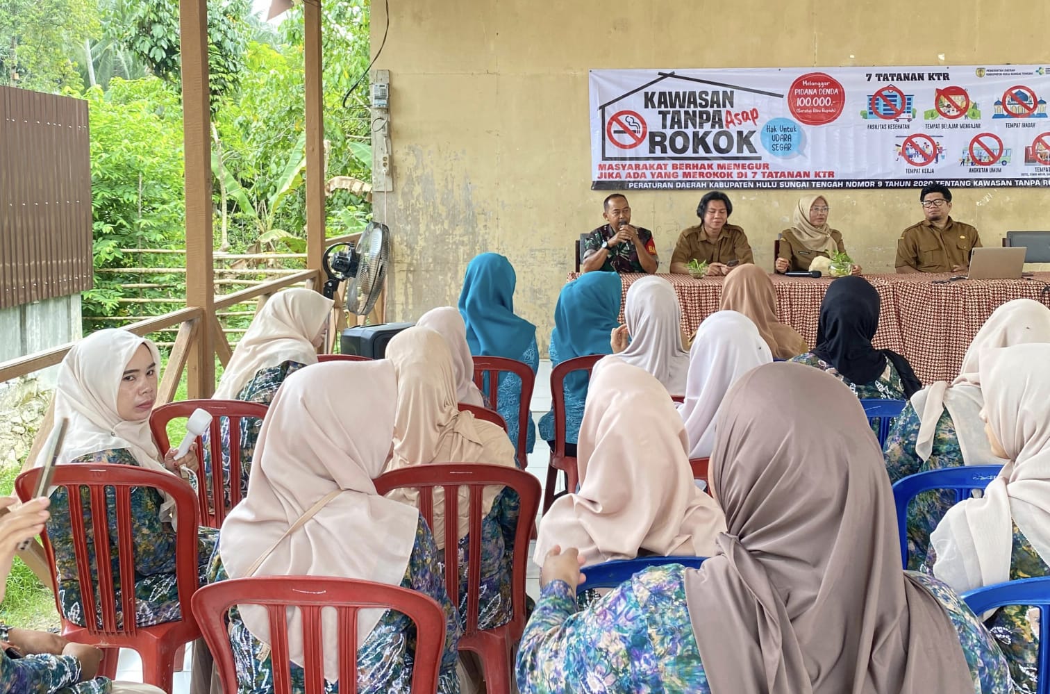 Sinergi TNI dan Dinkes, Warga Rantau Kaminting Diedukasi Bahaya Asap Rokok