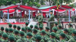 Pimpin Upacara HUT ke-65 Kostrad, Panglima TNI Tegaskan Peran Strategis Kostrad Jaga NKRI
