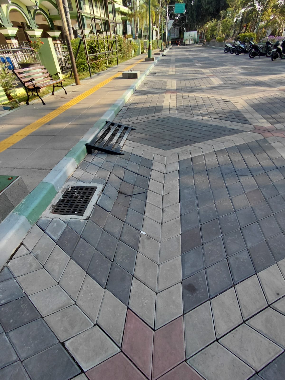 Pesan Terbaca, Jawaban Tak Kunjung Ada: Kadis Perkim Probolinggo Bungkam Soal Proyek Miliaran