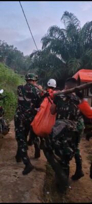 TNI Kerahkan Ratusan Personel dan Dukungan Udara Berhasil Evakuasi Korban Helikopter Airbus H130 di Sekadau