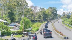 TNI-Polri Kawal Ketat Penyaluran Bantuan Pengungsi Kampung Kembru di Puncak Jaya