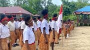 Antusiasme Tinggi Warnai Upacara Hardiknas di SD Naena Kekwa Bersama Satgas TMMD Kodim 1710/Mimika