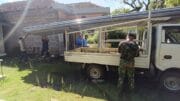 Satgas TMMD Ke-128 dan Warga Bahu Membahu Angkut Material ke Dusun Ledok dan Klagin Brabe