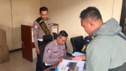 Warga Tuban Akui Lebih Paham SIM dan STNK Setelah Bertemu Polantas Tuban Warga Tuban Akui Lebih Paham SIM dan STNK Setelah Bertemu Polantas Tuban