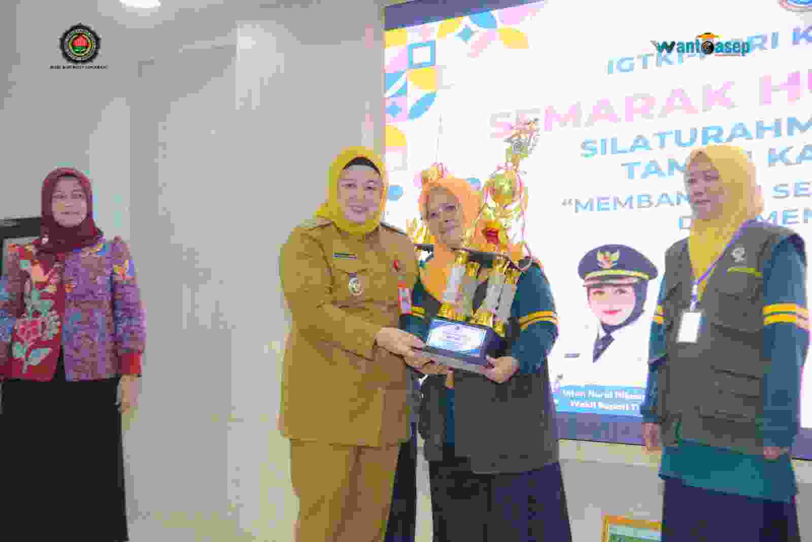 Webinar Parenting Digital Warnai Perayaan HUT IGTKI-PGRI Kabupaten Tangerang
