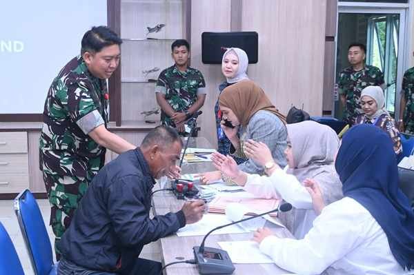 Danlanud Sultan Hasanuddin Saksikan Tahap Akhir Pelepasan Hak Tanah Pengganti Aset TNI AU Becakayu