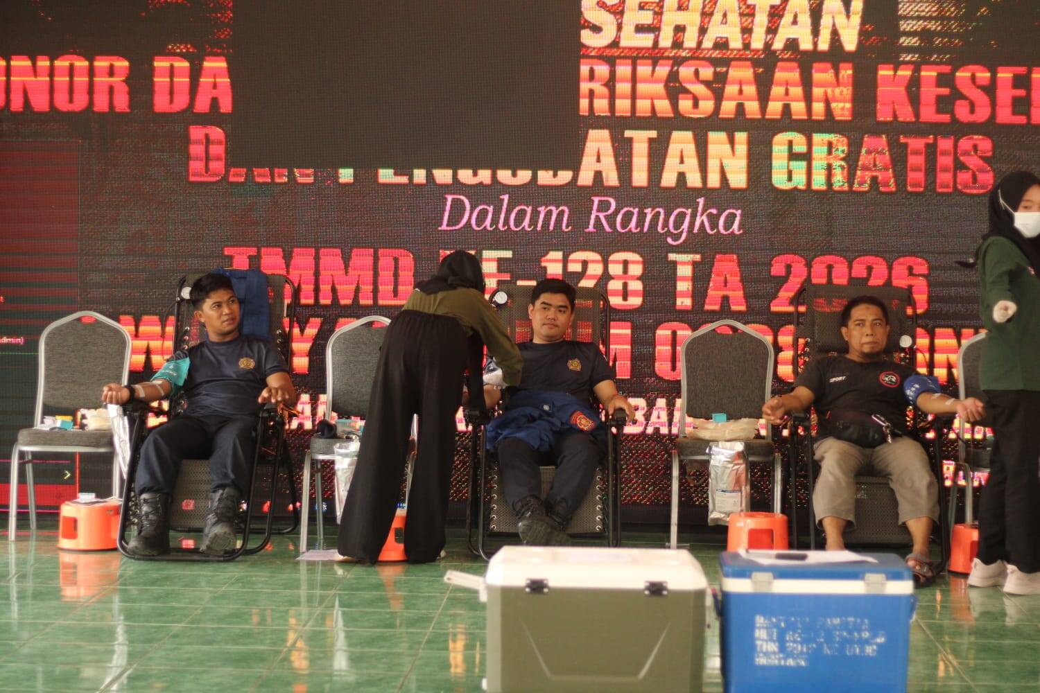 Bakti Kesehatan TMMD Ke-128 Kodim 0908/Bontang, Warga Antusias Ikuti Donor Darah Dan Pengobatan Gratis Bakti Kesehatan TMMD Ke-128 Kodim 0908/Bontang, Warga Antusias Ikuti Donor Darah Dan Pengobatan Gratis