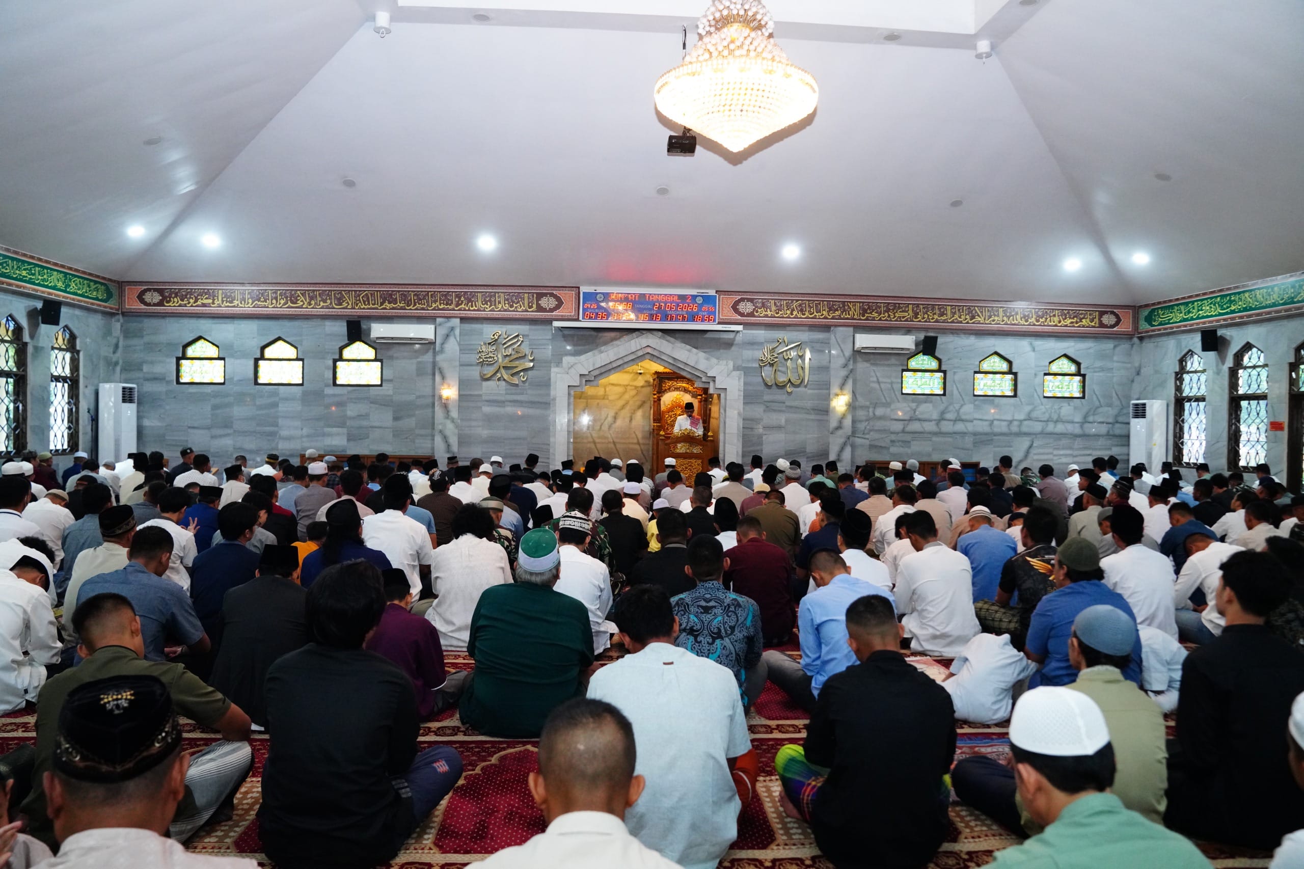 Mabes TNI Gelar Sholat Idul Adha 1447 H dan Penyembelihan Hewan Kurban di Cilangkap Mabes TNI Gelar Sholat Idul Adha 1447 H dan Penyembelihan Hewan Kurban di Cilangkap