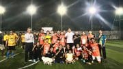 Puncaki Persaingan Ketat, Senkom FC Boyong Trofi Juara