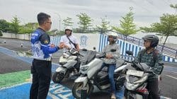 Dikira Ada Operasi, Warga Tuban Justru Dapat Penjelasan Lengkap SIM, STNK dan BPKB
