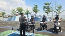 Pemandangan Tak Biasa di Tuban, Warga Antre Bertanya ke Polantas Tuban Soal SIM dan STNK