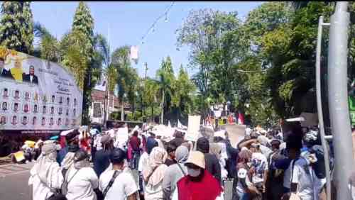 Aksi Tolak Penghentian MBG Disorot, Bang Suli: Publik Berhak Tahu Pengelolaan Anggarannya