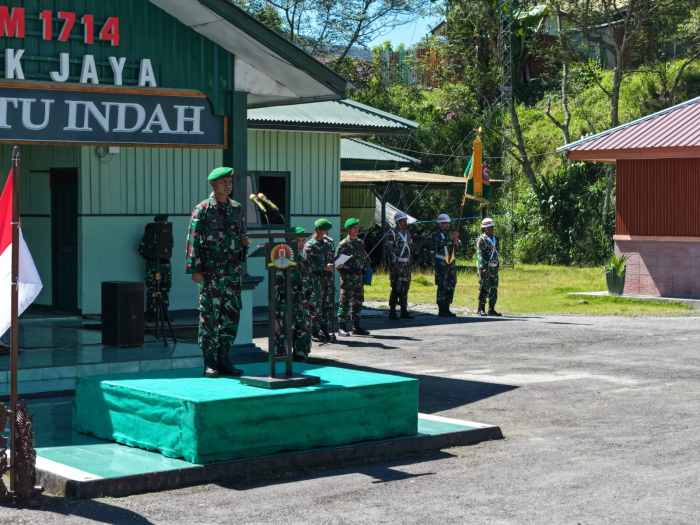 Kodim 1714/Puncak Jaya Gelar Korps Rapot Pindah Satuan dan Penerimaan Personel Baru Kodim 1714/Puncak Jaya Gelar Korps Rapot Pindah Satuan dan Penerimaan Personel Baru