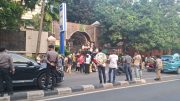 Aksi Sore Hari di Kejagung, Massa Desak Pembenahan Internal dan Penindakan Oknum Bermasalah