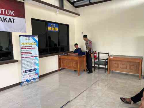 Polantas Tuban Jemput Bola, Warga Tuban Kini Lebih Mudah Mengurus SIM, STNK dan BPKB Polantas Tuban Jemput Bola, Warga Tuban Kini Lebih Mudah Mengurus SIM, STNK dan BPKB