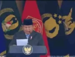 Ratusan Perwira Baru TNI-Polri Dikukuhkan, Prabowo Tekankan Loyalitas kepada Bangsa